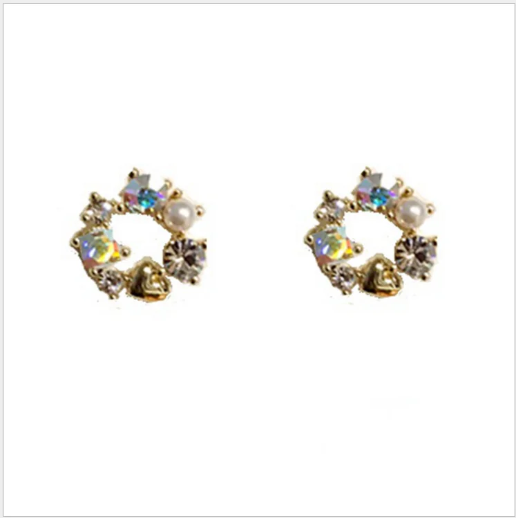 

Delicate Sweet Girl Heart Gentle Joker Bright Love Heart Earrings