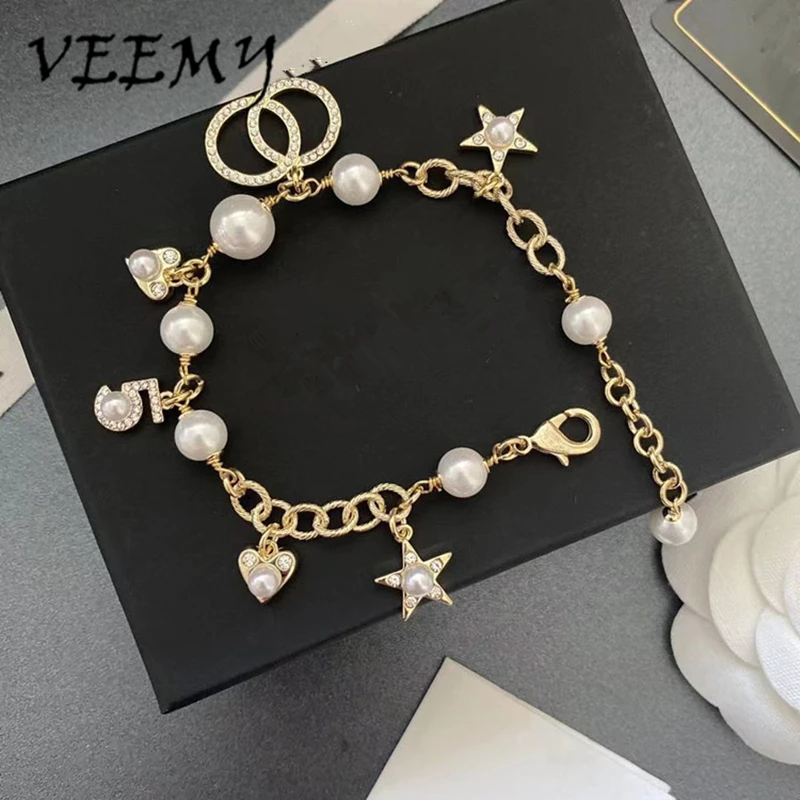 

VEEMY Fashion Bracelet Jewelry C and C Pearl Decorate Luxury Brand Chain Star Pendant Bracelets for Women