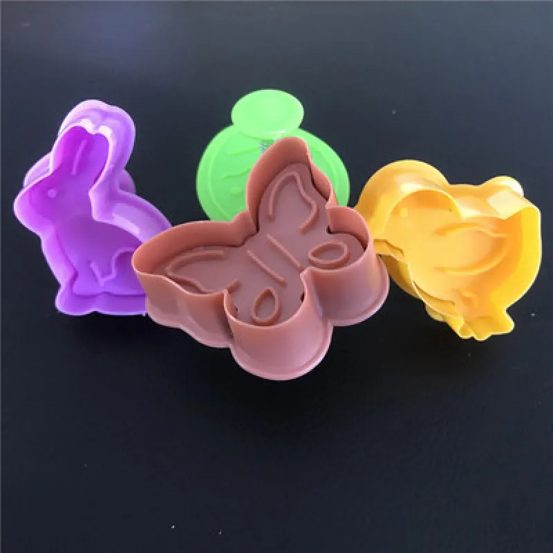 

3D Easter Three-dimensional Biscuit Mould 4pcs Set Baby Toys Press Type Spring Fondant Cake Mould
