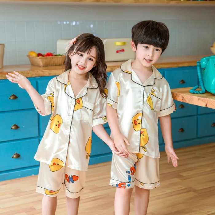 

Pineapple Printing Children's Pajamas Silk Cardigan Satin Pajama Sets For Boys Girls Summer Short Sleeved Casual Soft Home Suit