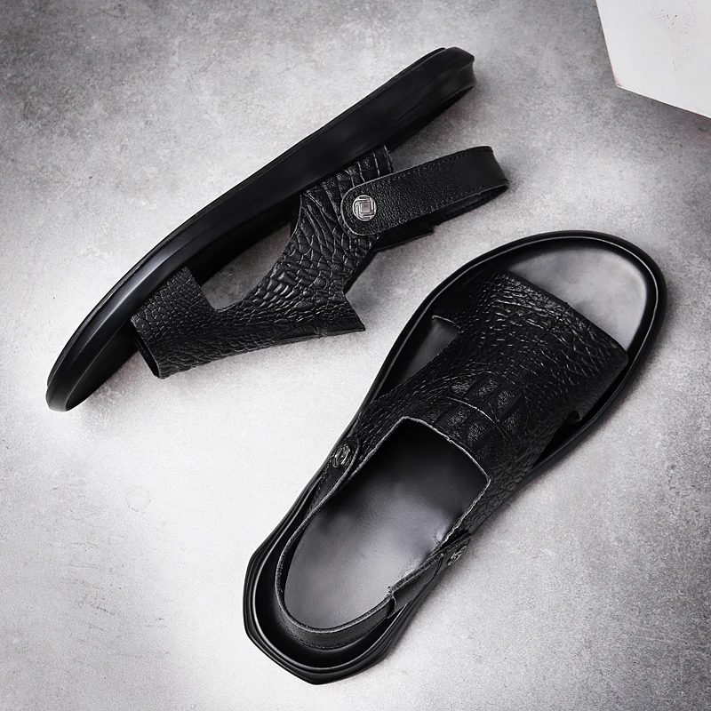 

Cow Leather Sandals Men Summer Breathable Men Sandal Outdoor and Home Dual Men Slippers