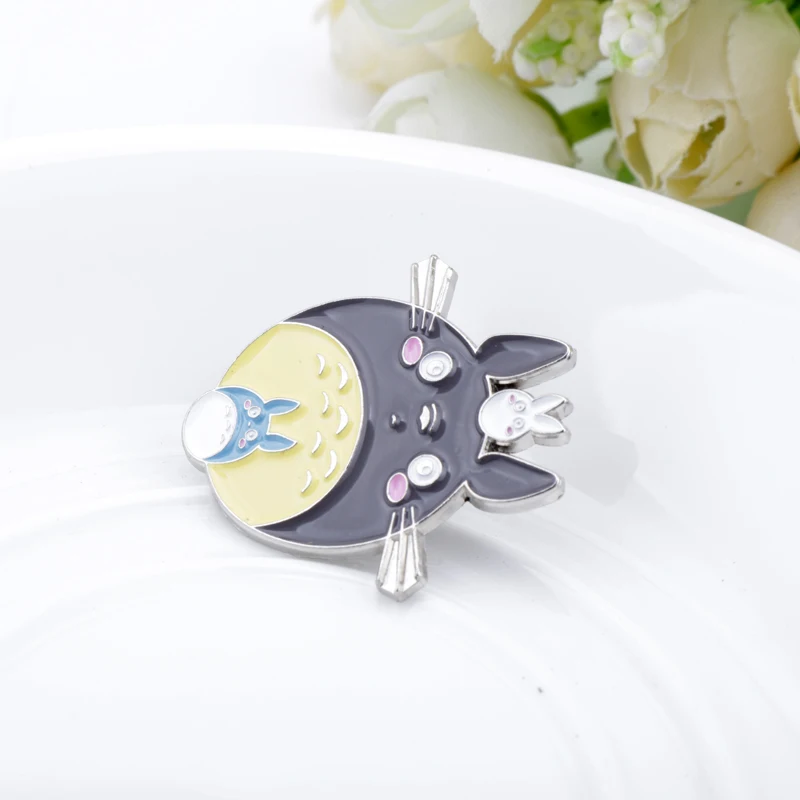 

Japan Anime Cat Enamel Pins Clothes Shirt Jeans Brooch Badge Charm Pins Metal Brooches for Women