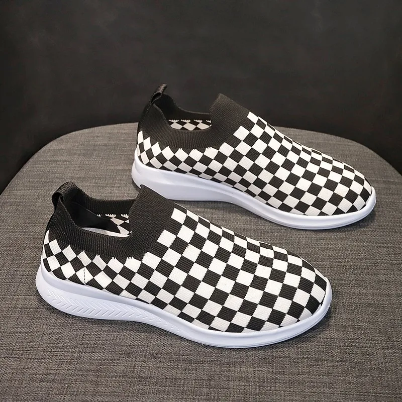 

2021 New Spring And Autumn Comfortable Checkered Flying Knit Upper, One-pedal Round Toe Low-cut Women's Casual Shoes