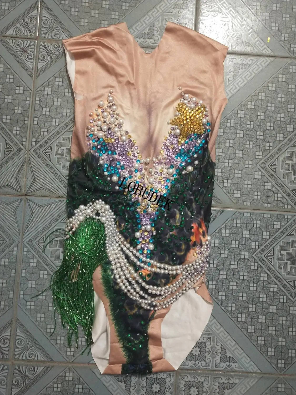 Peacock pattern Rhinestones Bodysuit White Pearl Green Tassels Sleeveless Catsuits Nightclub DJ Women Singer Show Stage Costumes