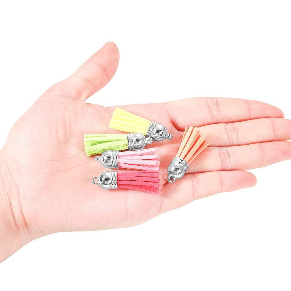 

20pcs/lot 38mm Leather Tassel Fringe Keychain Strap Jewelry Fiber Fringe Suede Tassel Key Chains For DIY Jewelry Accessories