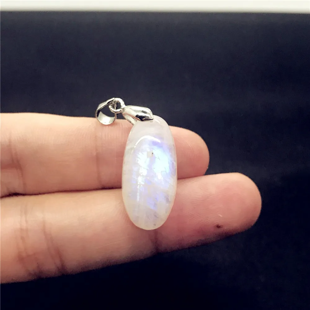 

Genuine Natural Blue Light Moonstone Pendant 24x11x7mm Woman Birthday Gift Fashion Crystal Luxury Reiki Necklace Pendants