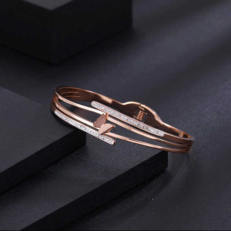 

Wholesale female butterfly bracelet titanium steel cuff bangle fashion jewelry rose gold bracelets concise wristlet jewel women