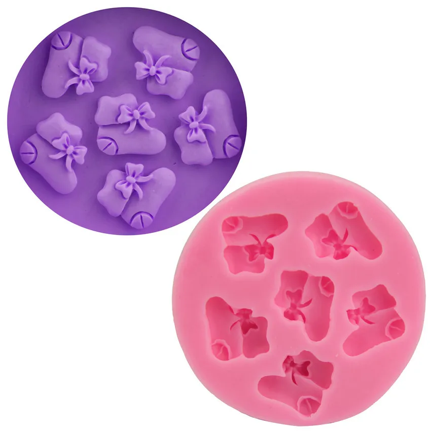 

HEARTMOVE Newly Cute Christmas Small Boots Shape Silicone Mold DIY Chocolate Fondant Cake Mold Tools Shoes Cake Decoration Tool