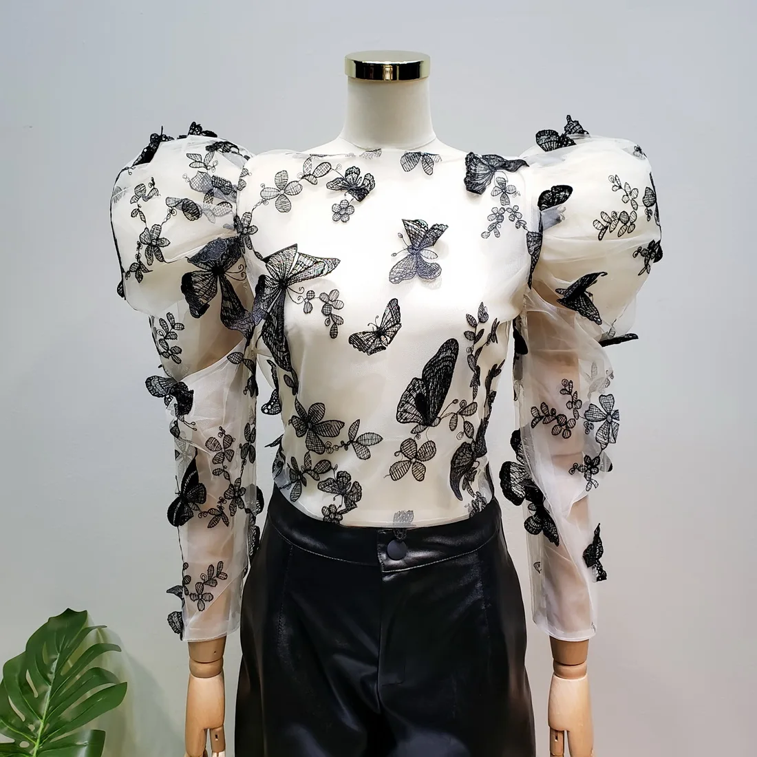 L77street Heavy Industry Mesh Butterfly Embroidered English Lantern Sleeve Perspective Slim Long Sleeve Thin Shirt
