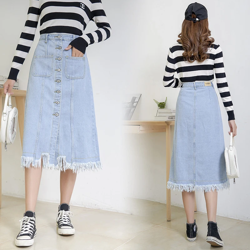 Женская длинная джинсовая юбка винтажная черная и синяя с бахромой пуговицами