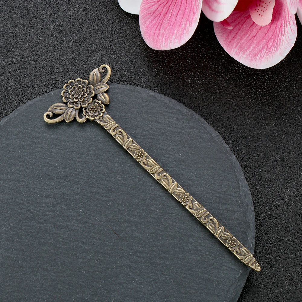

New Bronze Vintage Hair Sticks 17 Styles Headbands For Women Elegance Lady Hairpins Fashion Alloy Hair Clip Hair Accessories
