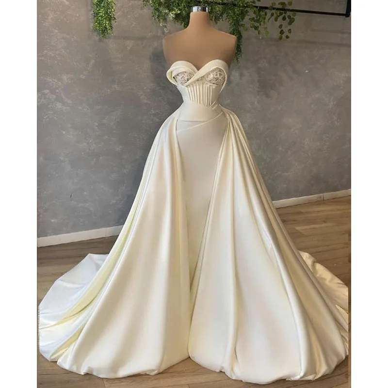 

Elegant Luxury Wedding Dresses Sweetheart Sleeveless Long Sweep Train Women Formal Evening Party Prom Gowns Plus Size Custom