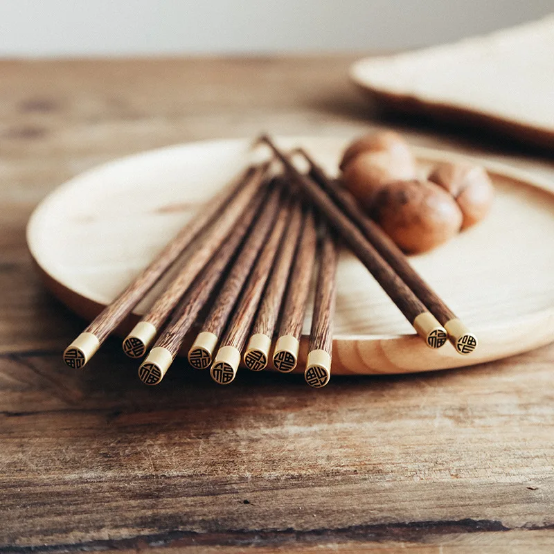 

1 Pair Chinese Style Wooden Chopsticks Metal Head Non-Slip Household Kitchen Tool Food Stick Sushi Bar Cherry Blossom