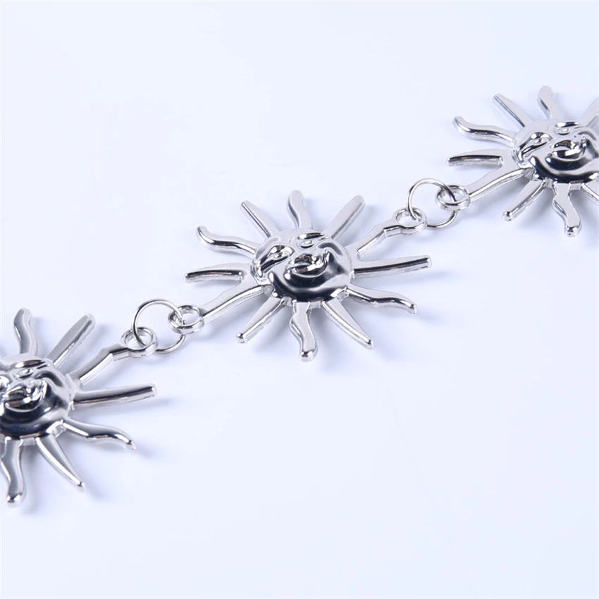 

Fashion Silver Sun Moon Pants Chain Harajuku Punk Metal Chain Belt Women Vintage High Waist Chain Pendant Waist Belts Streetwear