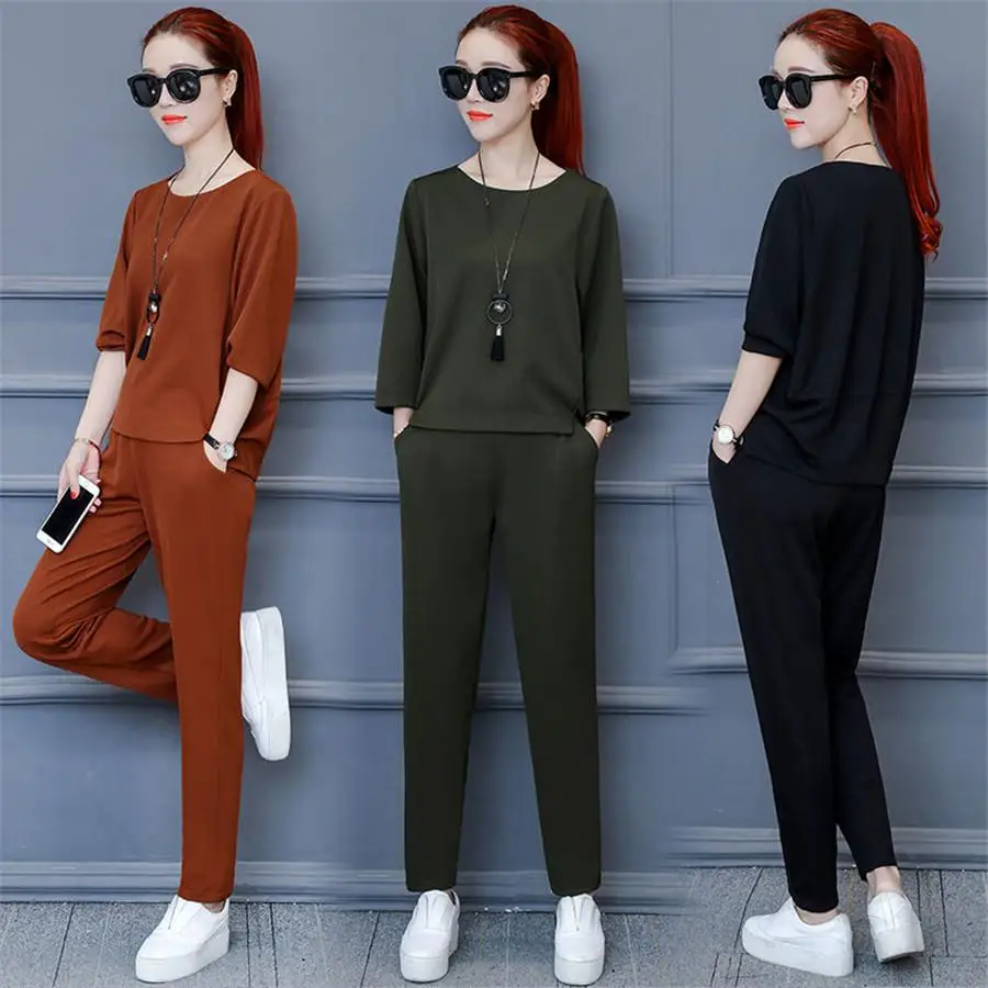 

Woman tops +wild leg pant Two Sets Knitted