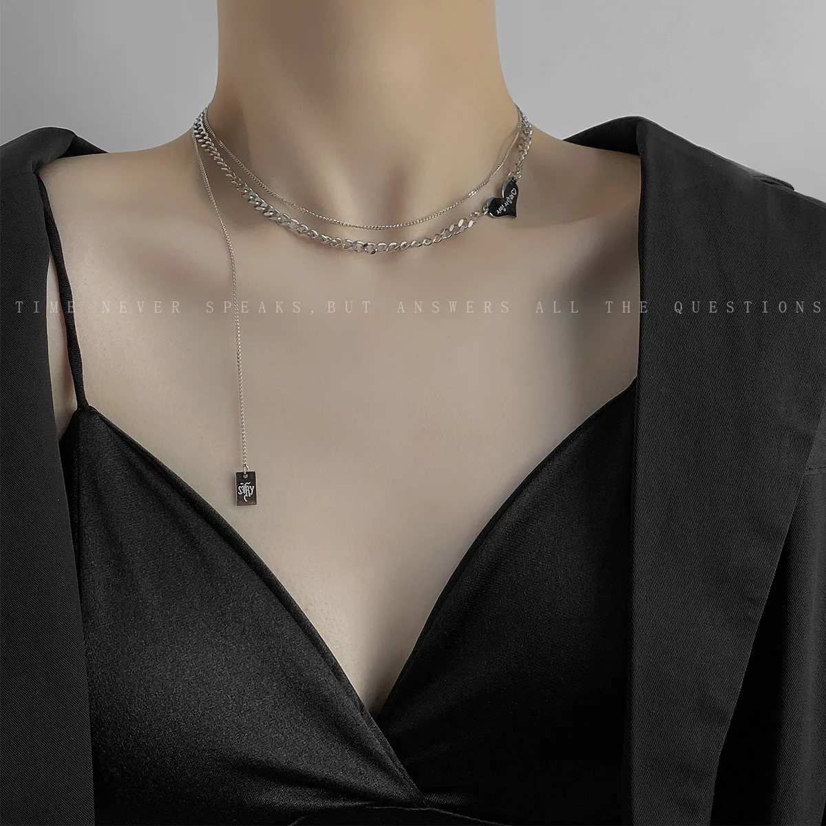 

Love heart pendant cold wind multi-layered stacked collarbone chain personality temperament niche minimalist necklace female