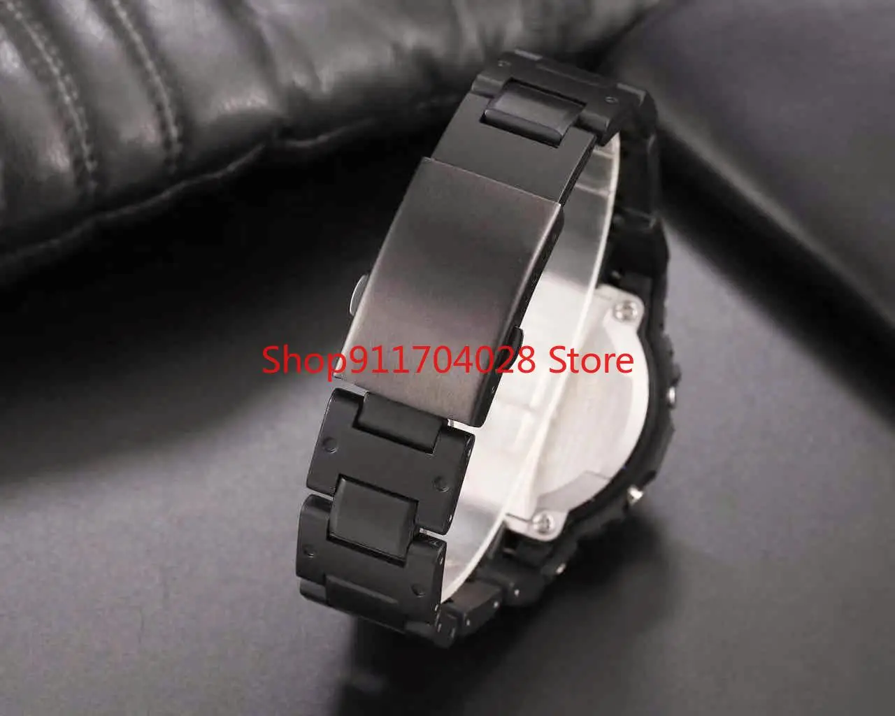 

New hot selling 5600 quartz watch men's LED digital waterproof sports watch world time high quality