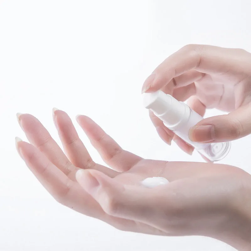 

200pcs 5/10/15ml Spray Bottles, Airless Pump Bottle Vacuum Lotion Bottles & Face Mist Spray Bottles Leak Proof BPA Free