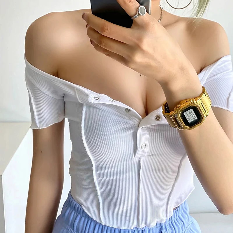 

White Off Shoulder Top Women Shirts Y2k Aesthetic Woman Tshirts Stitching Reverse Line Chest Buttoned Short-sleeved T-shirt
