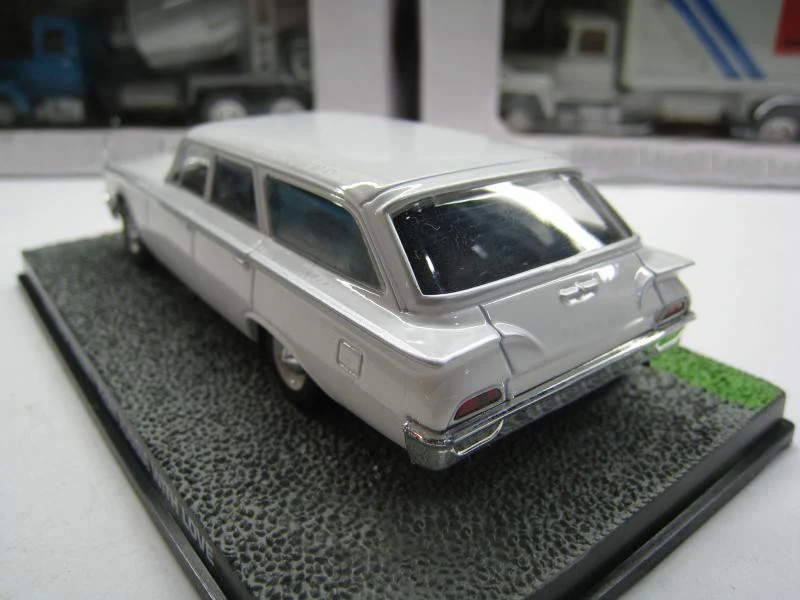 Специальное предложение редкая 1:43 модель старой коллекции легкосплавных