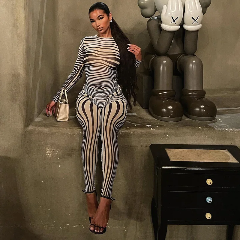 

wsevypo Geometric Ripple Print Two-piece Sets Women's Pants Suits Vintage See Through Mesh Skinny T-Shirt and Leggings
