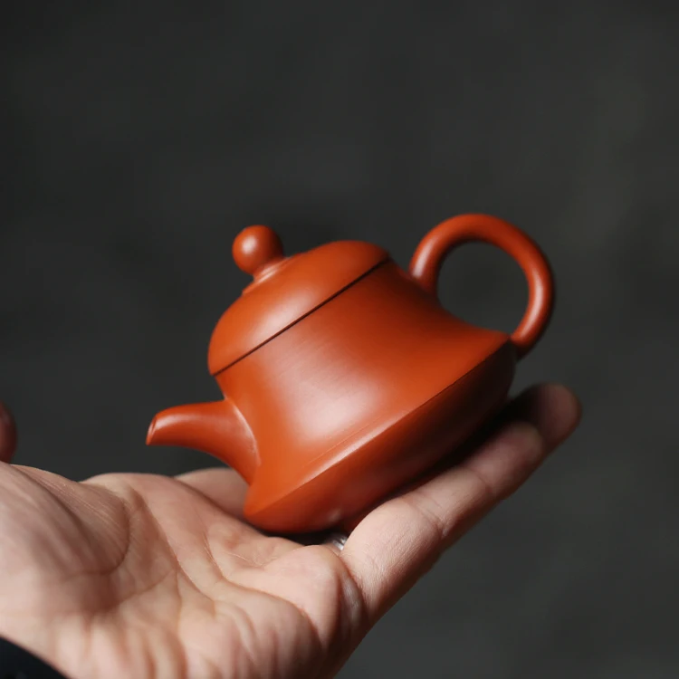 

LUWU Small Purple Clay Teapot from Yixing Tea Pot 90ml