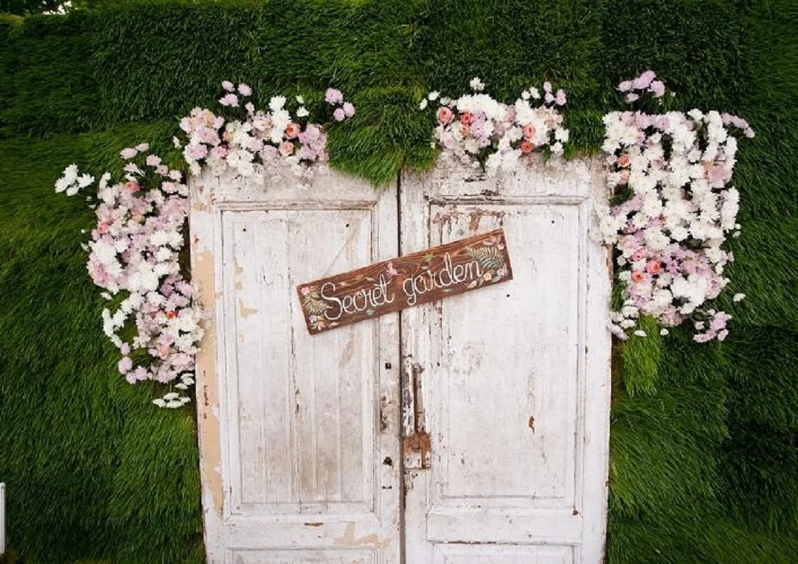 

Vintage White Door Backdrop For Wedding Photography Vinyl Background Cloth Family Portrait Party Photo Props