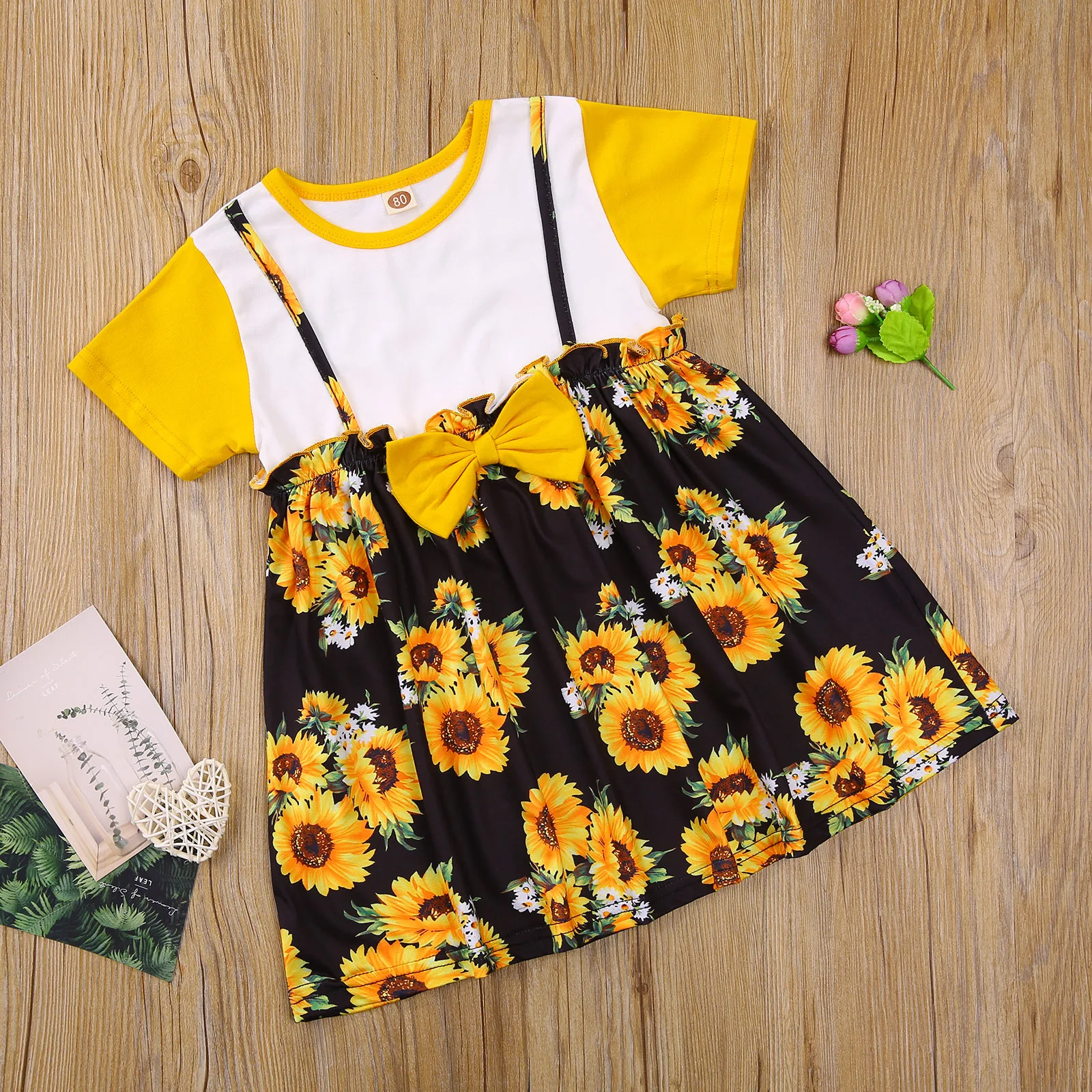

2021 Summer Little Girls Dress Creative Sunflower Printing Splicing Bow Decoration Round Collar Short Sleeve Princess Skirt