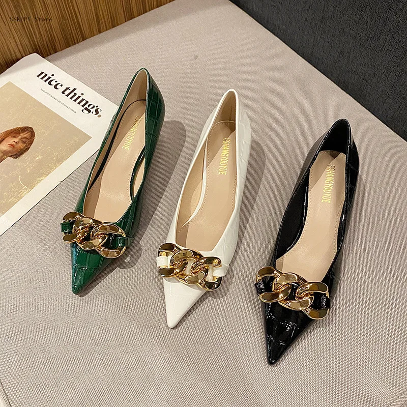 High Heels Women's Design Sense Niche Fine Heels 2021 New French Girl Comfortable Patent Leather Pointed Single Shoes Low Heels