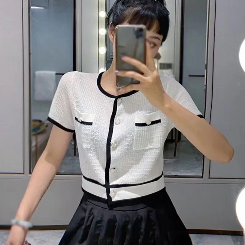 

Летняя вязаная женская футболка с коротким рукавом и вырезами, модный кардиган с круглым вырезом и пуговицами, Топ