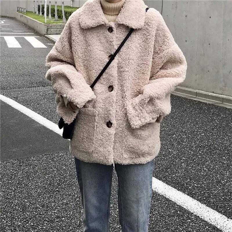 

Faux Fur Thick Coat Lamb Coat Female Winter Thick Jacket 2020 Korean Version Loose Short Coat Ladies Casual Winter Over