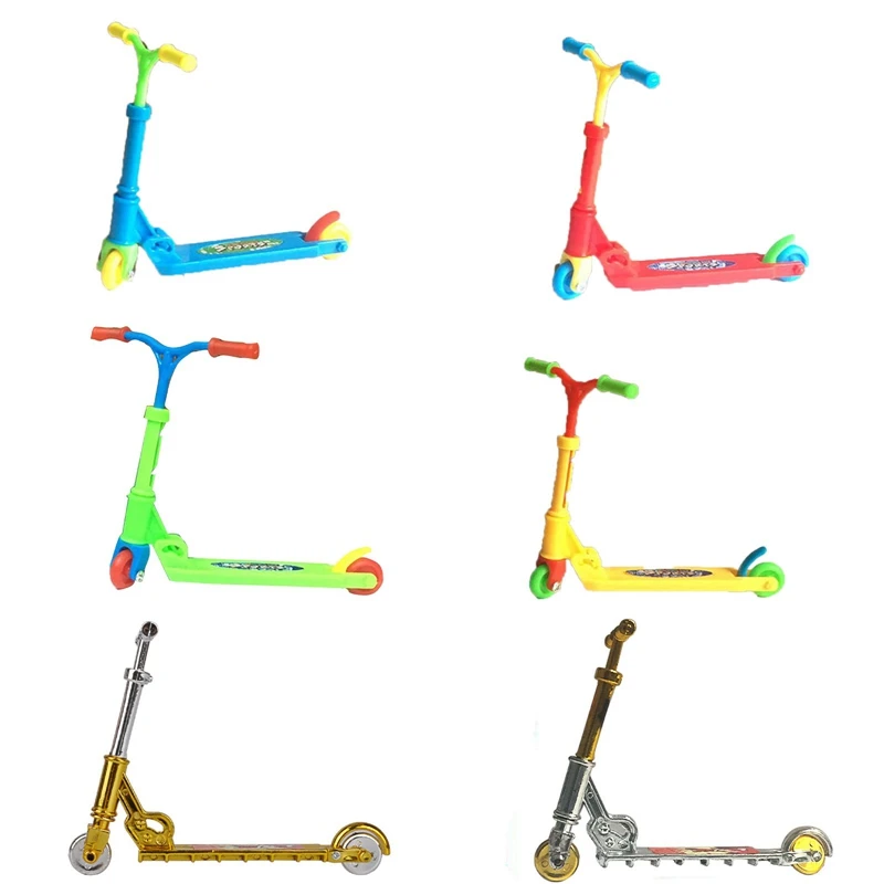 Минимодель скутер для пальца модель со скейтбордом детей детские развивающие