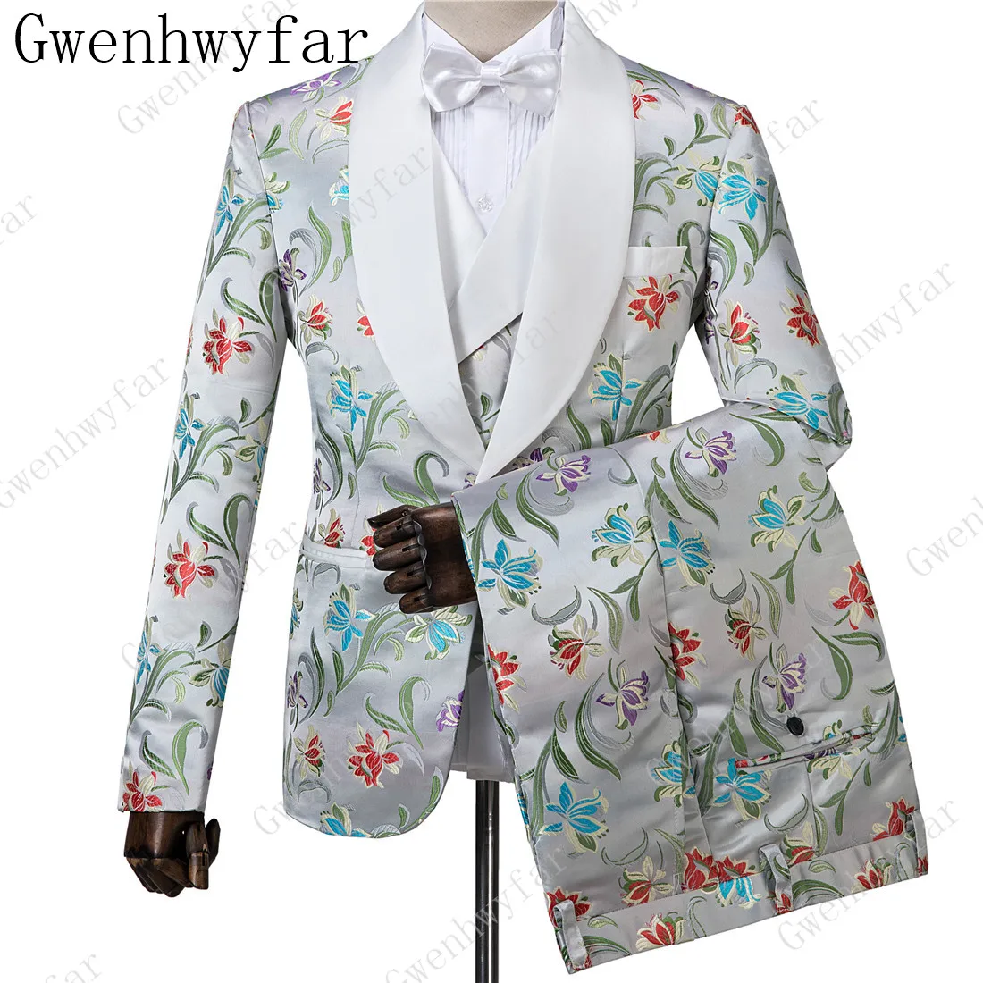 Великолепный летний костюм Gwenhwyfar 2019 белый с маленькими цветами красивый