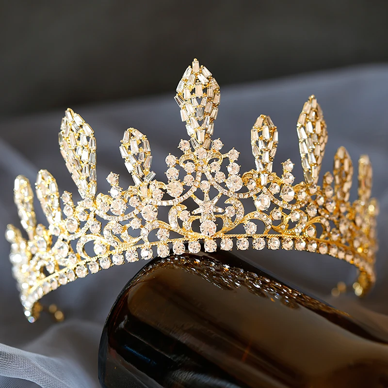 

New Golden Bride Crown Princess Headdress Birthday Headband Wedding Hair Jewelry Vintage Hair Accessories
