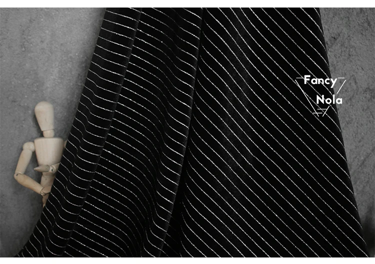 Бархатное матовое бархатное платье в черную полоску из корейской велюровой