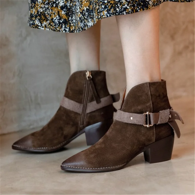 

2021 Retro Brown Short Boots Fashion Sexy Pointed Toe Zipper Chelsea Nude Boots Square Heels High Heels Comfortable Casual Shoes