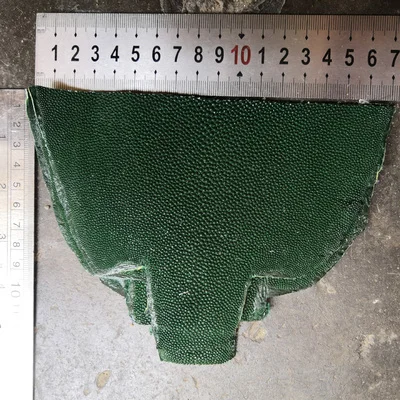 Green 14x17 Натуральная кожа ската, натуральная кожа Manta Ray, кожа для рукоделия, кожаные ремесленные часы, ремень, материал ручки ножа, 18,5x8 см - Цвет: Green 14x17
