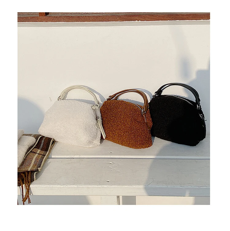 

Retro Women Portable Plush Shell Bag Simple Design Ladies Handbag Niche Shoulder Bag 2021 Trend Messenger Bag for Female Purses
