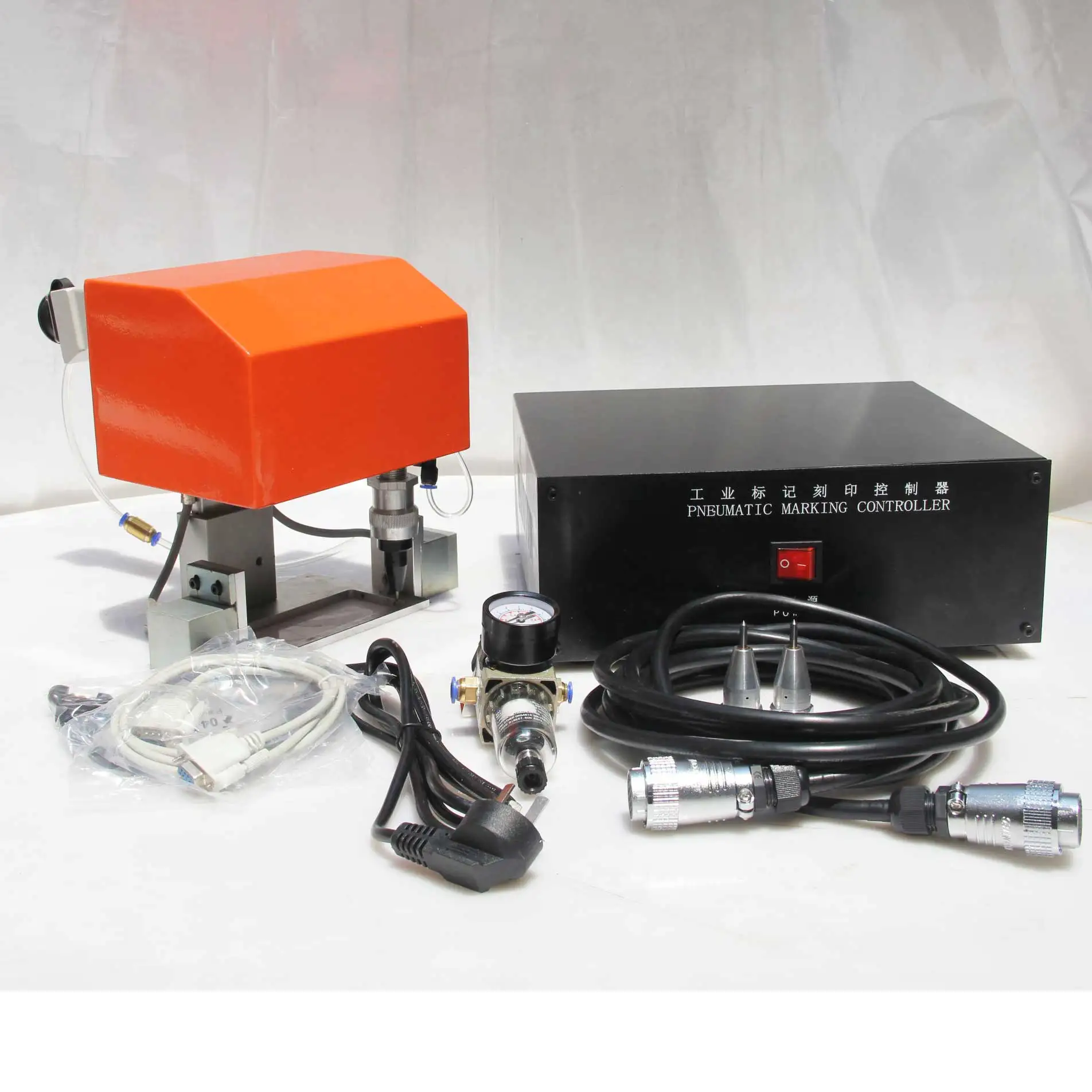 Пневматический гравировальный станок растягивающийся знак машина