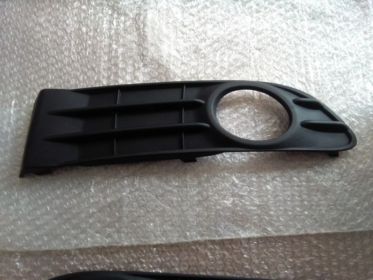 

Osmrk fog lamp cover frame base shell for Volvo S40 2008-2012