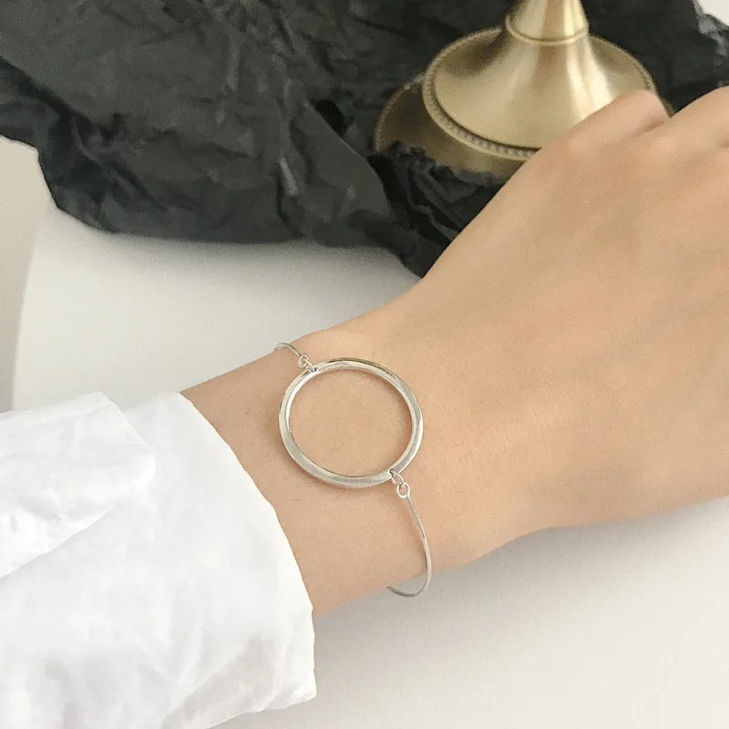 Silvology 925 пробы серебро большие круглые Браслеты тонкая цепочка элегантные минималистские браслеты для Для женщин вечерние ювелирные изделия