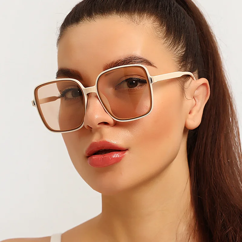

2020 Sunglasses Square Women Sun Glasses Female Eyewear Eyeglasses UV400 Shade Fashion Driving New Plastic Frame Clear Lens
