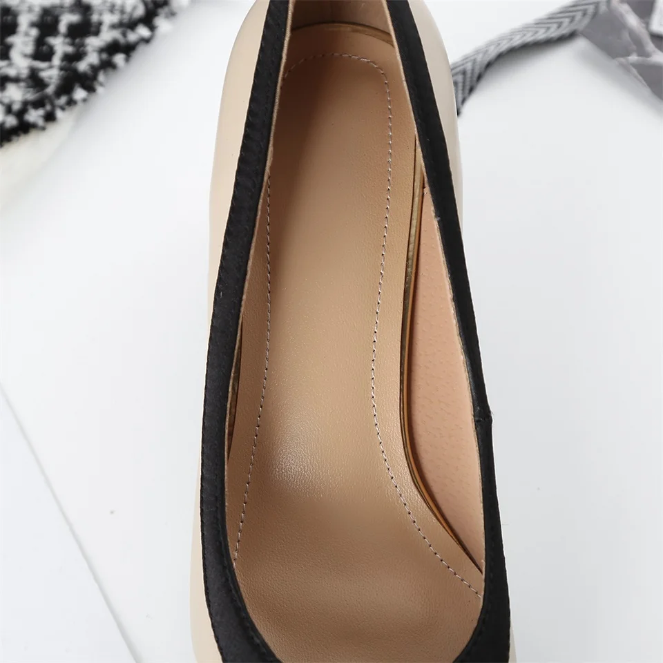 Женские туфли-лодочки из натуральной кожи с подкладкой овчины на толстом высоком