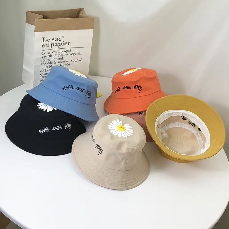

2020 Spring Kids Bucket Hats Sunscreen Sun Cap Little Daisies Print Letters Embroidery Spring Children Unisex Fisherman Hat