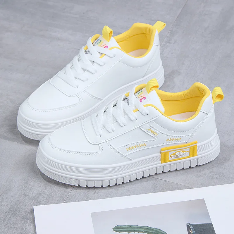 Белые кроссовки Женская повседневная обувь Сезон весна Модная женская на