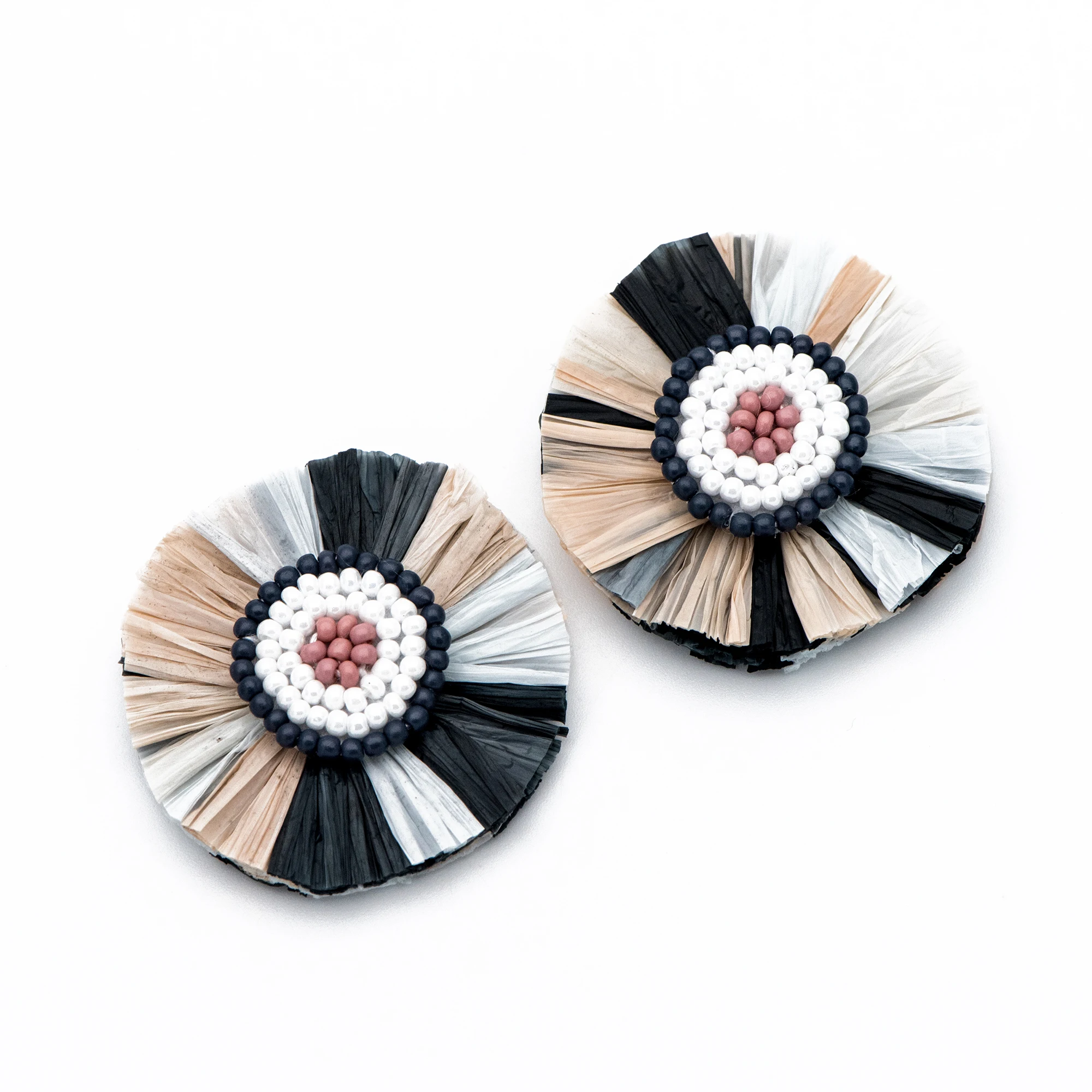 

4 шт. круглые подвески в виде цветов 38 мм, украшенные бисером подвески для сережек, цветочные аксессуары для волос (искусственная кожа)