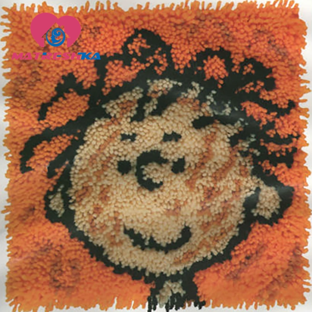 Отличная идея подарка для мальчика с Вышивкой наволочка на подушку перекресная