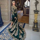 Зеленое велюровое платье-трапеция с золотой вышивкой, алжирское вечернее платье со шлейфом, пикантное с V-образным вырезом и длинными рукавами, марокканский кафтан, арабское платье для выпускного вечера