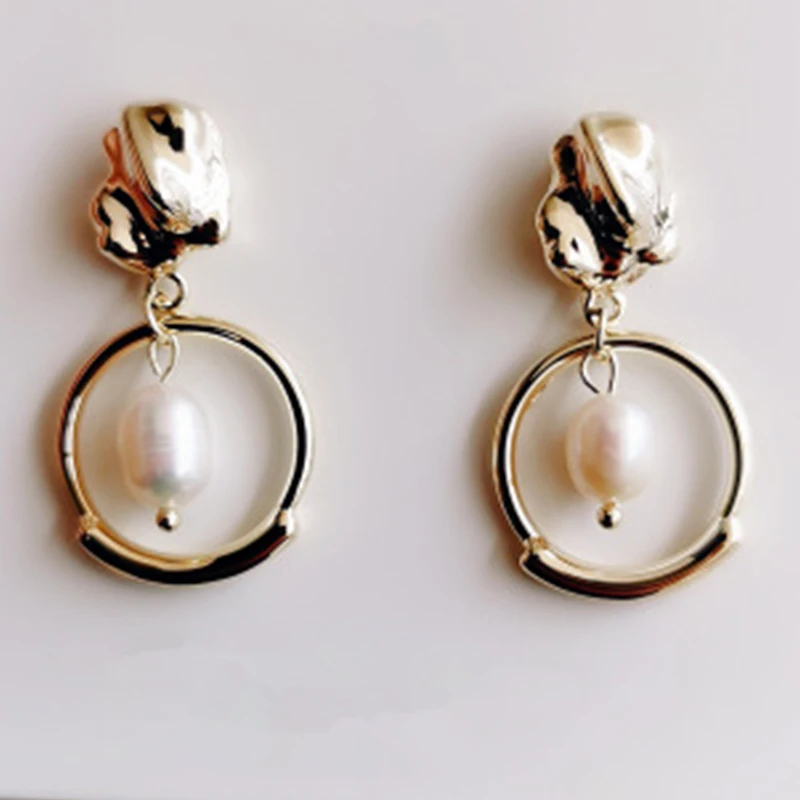 

Metal Hoop Earrings Baroque Shaped Pearl Stud Pendant Drop Earring Engagement Elegant Earrings Boucles d'oreilles de mariage
