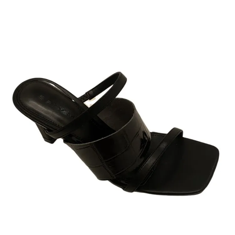 

2021 spring and summer new style square thin strap thin heel middle heel slippers open toe high heel sandals outdoor women's